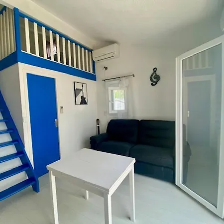 Maisonnette Avec Piscine, Tennis, Terrasse - - Fr-1-604-53 * Loupian